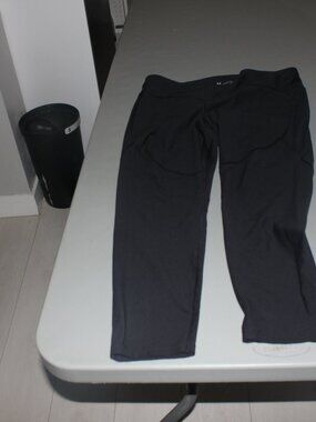 Black Under Armour Vanish Leggings Size XL